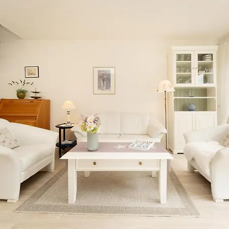 Apartment Waldstrasse 2 Kellenhusenliebe *